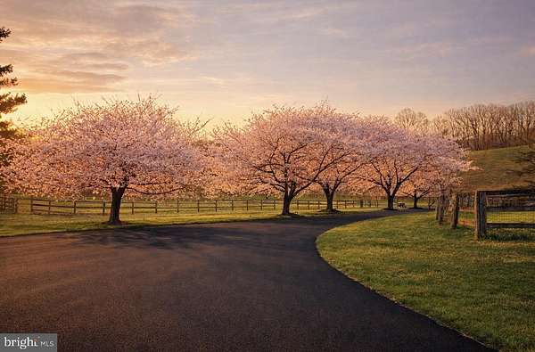 5 Acres of Land with Home for Sale in Clarksburg, Maryland