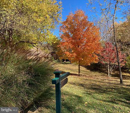 10.4 Acres of Land with Home for Sale in Harpers Ferry, West Virginia