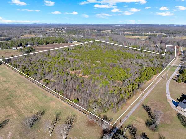 23.3 Acres of Land for Sale in Christiana, Tennessee