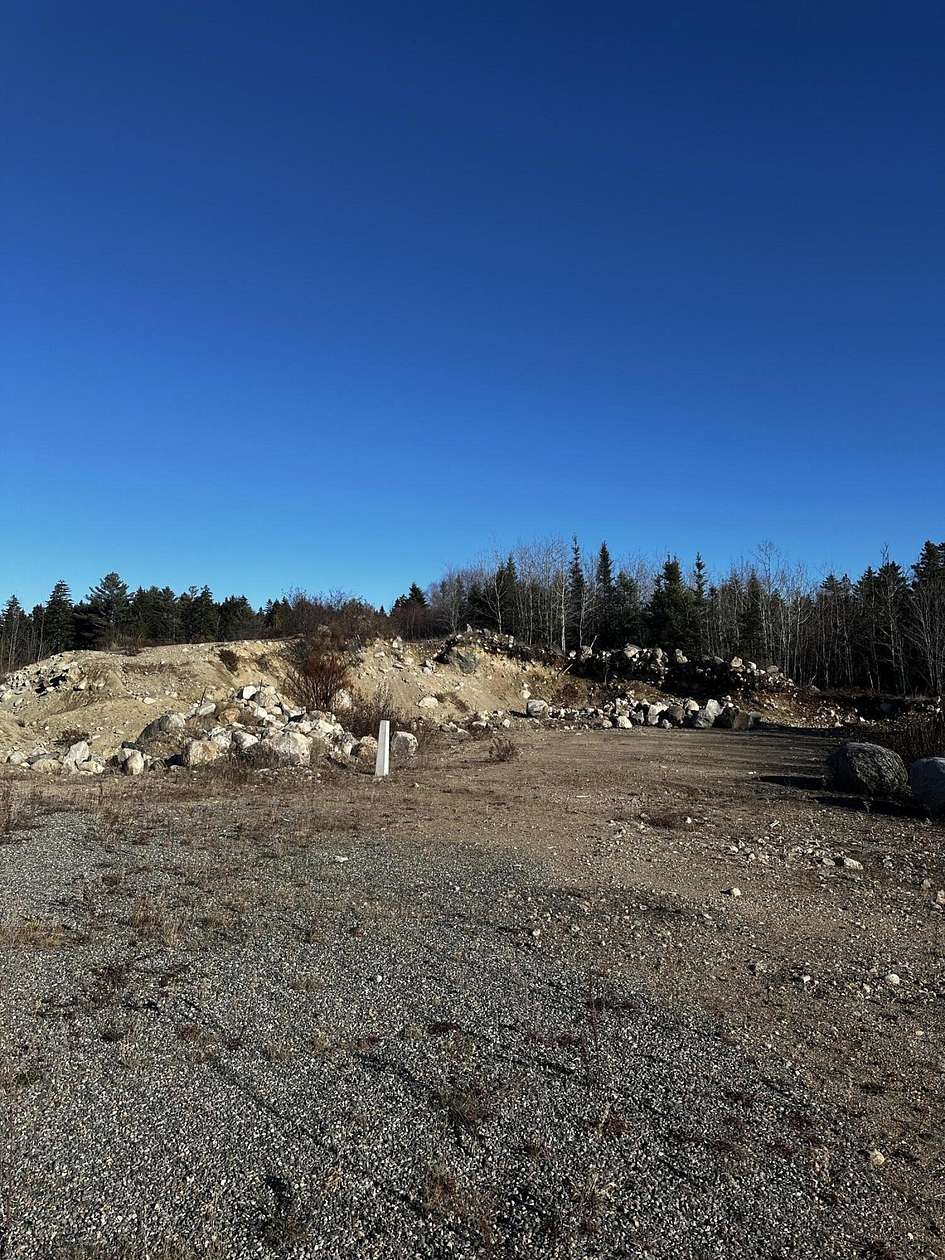 22 Acres of Commercial Land for Sale in Steuben, Maine