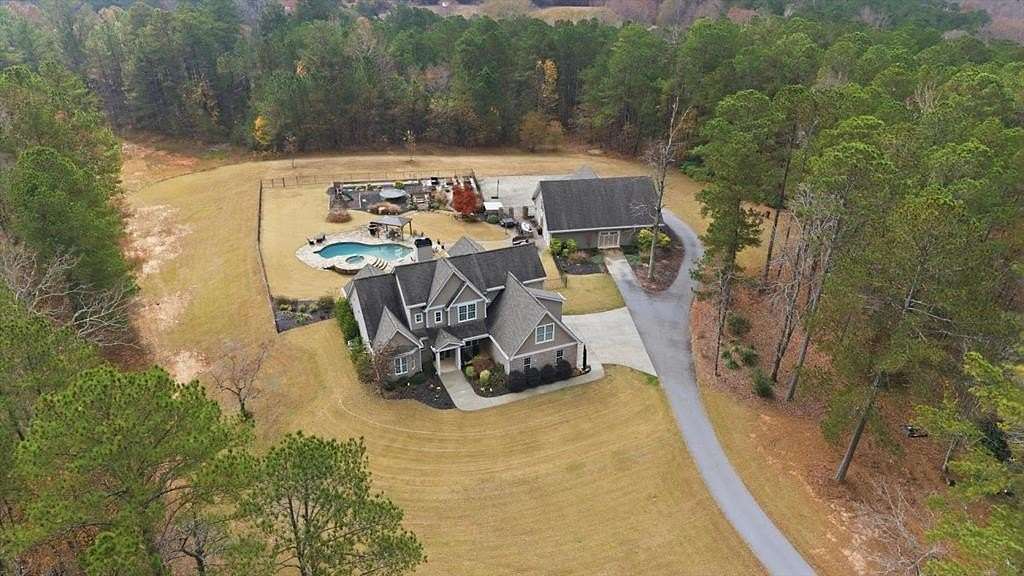 58.6 Acres of Land with Home for Sale in Winston, Georgia