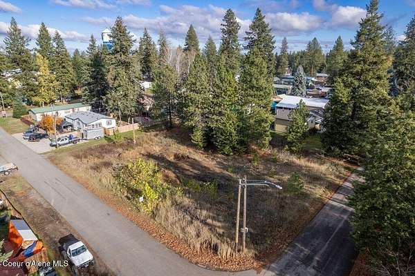 0.32 Acres of Residential Land for Sale in Spirit Lake, Idaho