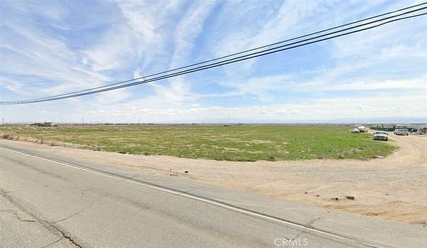 29.3 Acres of Agricultural & Residential Land for Sale in Rosamond, California