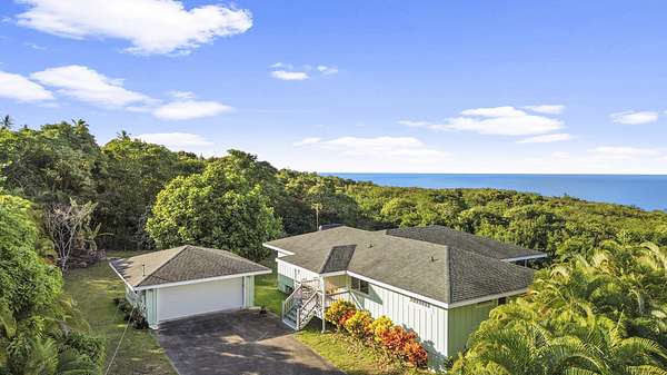 1.16 Acres of Residential Land with Home for Sale in Captain Cook, Hawaii