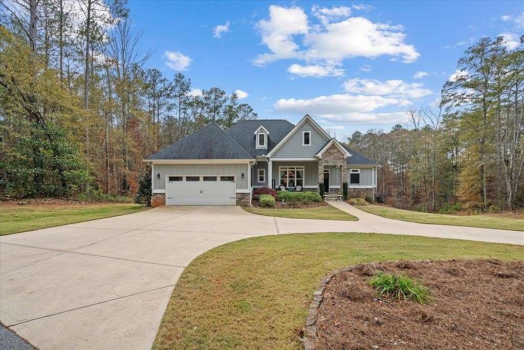 4.45 Acres of Residential Land with Home for Sale in Winston, Georgia