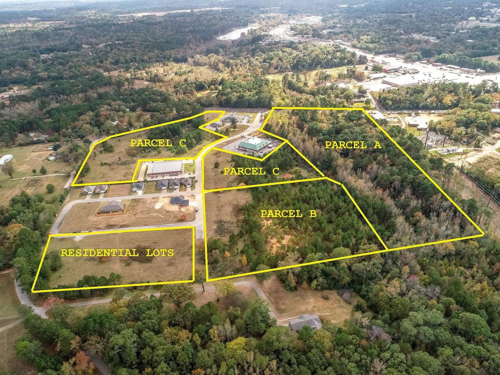 11.8 Acres of Commercial Land for Sale in Henderson, Texas