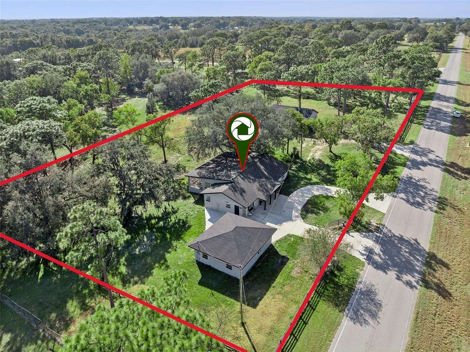 2.27 Acres of Land with Home for Sale in Weirsdale, Florida