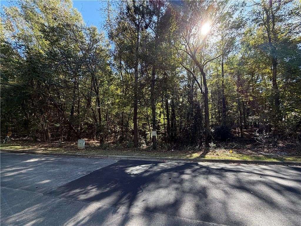 0.94 Acres of Residential Land for Sale in Phenix City, Alabama