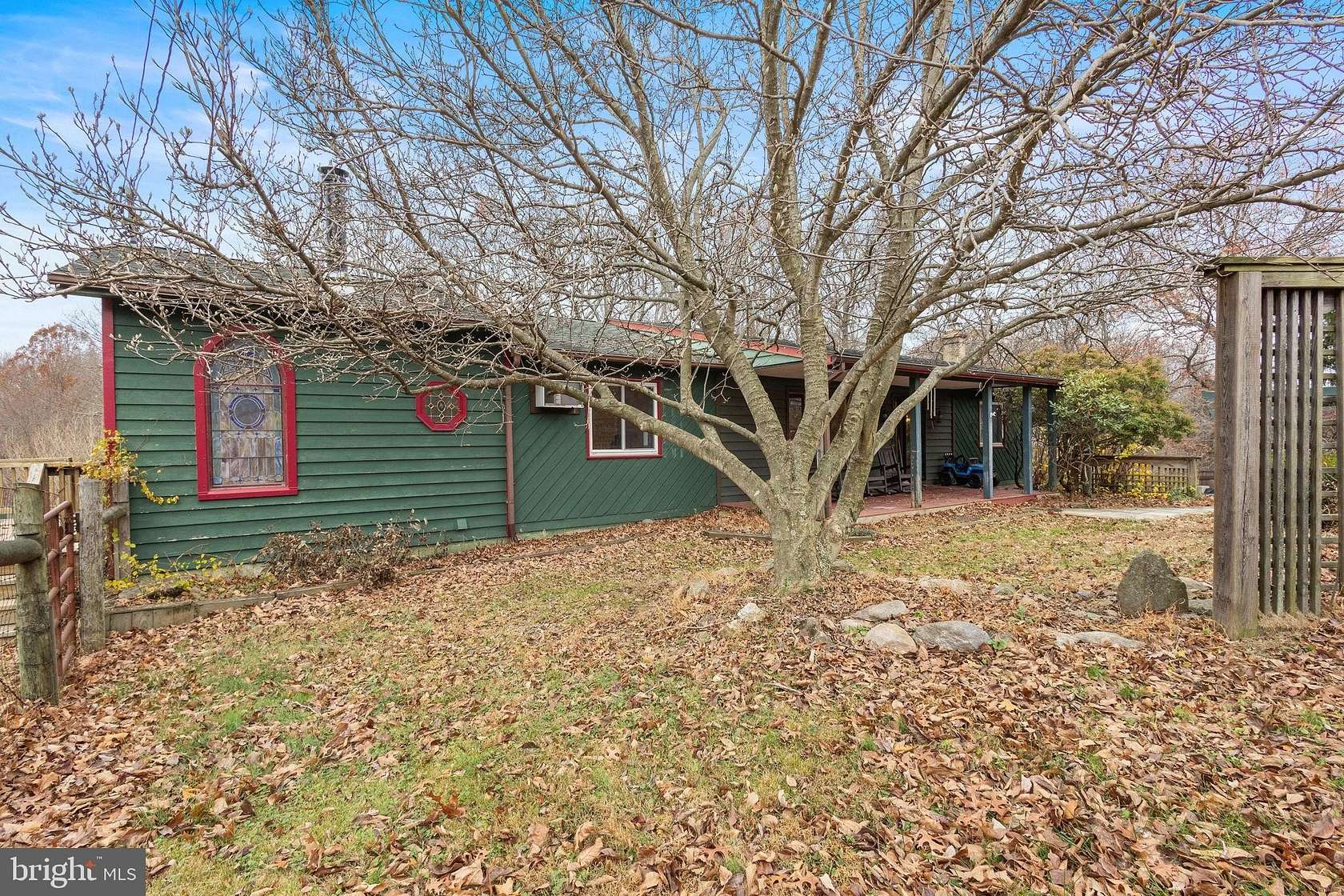 10 Acres of Residential Land with Home for Sale in Bluemont, Virginia