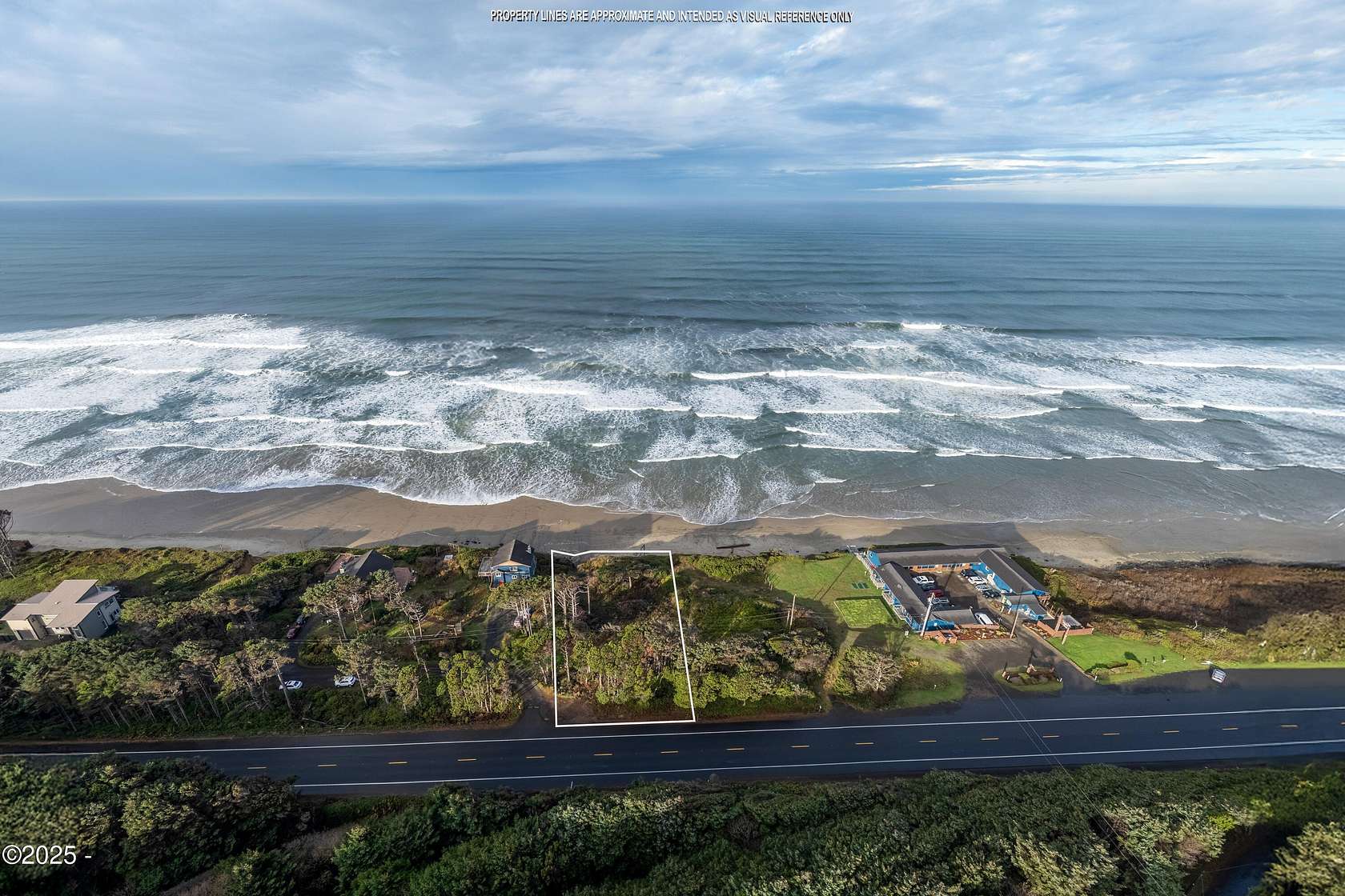 0.95 Acres of Residential Land for Sale in Newport, Oregon