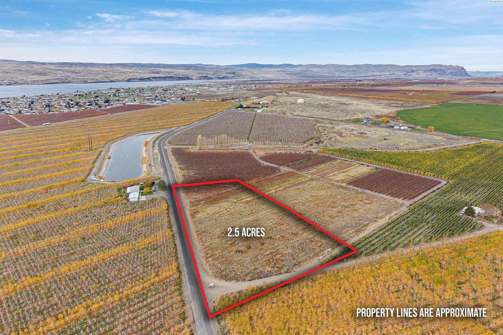 2.5 Acres of Residential Land for Sale in Desert Aire, Washington