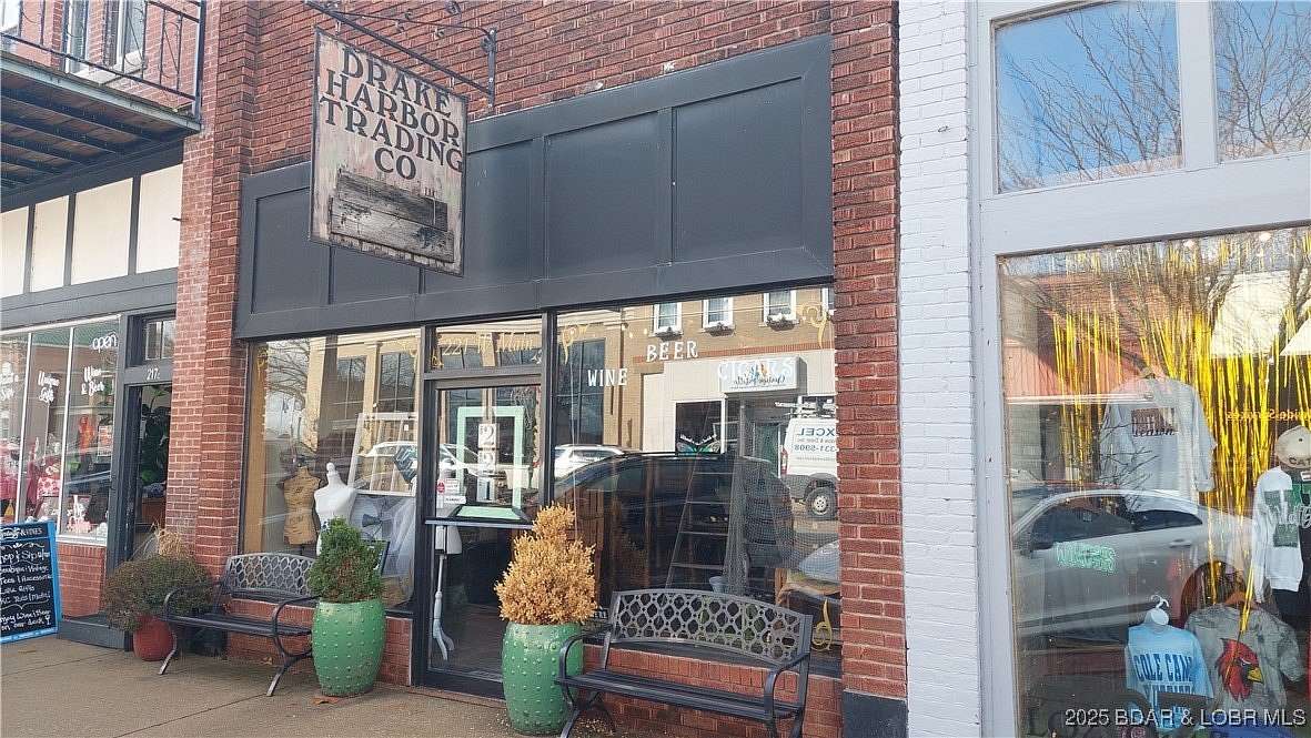 0.6 Acres of Mixed-Use Land for Sale in Warsaw, Missouri