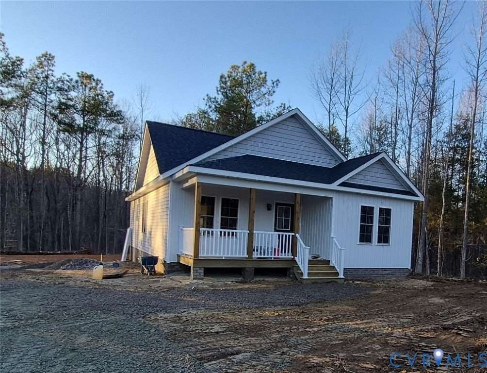 2 Acres of Residential Land with Home for Sale in Cumberland, Virginia