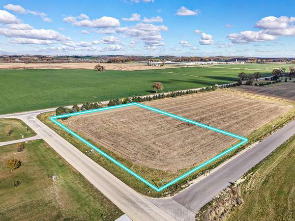 1.5 Acres of Residential Land for Sale in Albany, Wisconsin