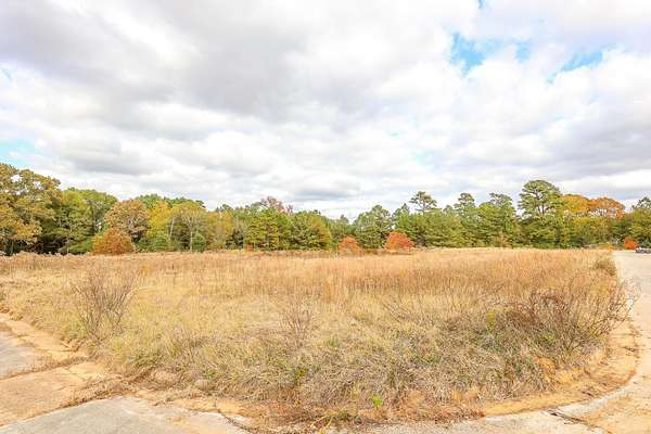 8.42 Acres of Commercial Land for Sale in Henderson, Texas