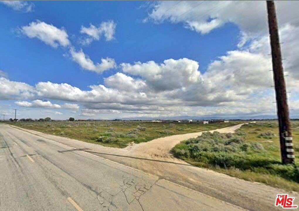 2.27 Acres of Residential Land for Sale in Roosevelt, California