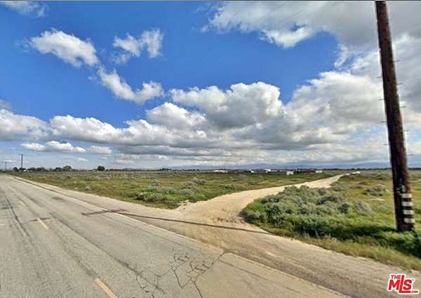 2.27 Acres of Residential Land for Sale in Roosevelt, California