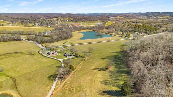 103 Acres of Agricultural Land for Sale in Franklin, Tennessee