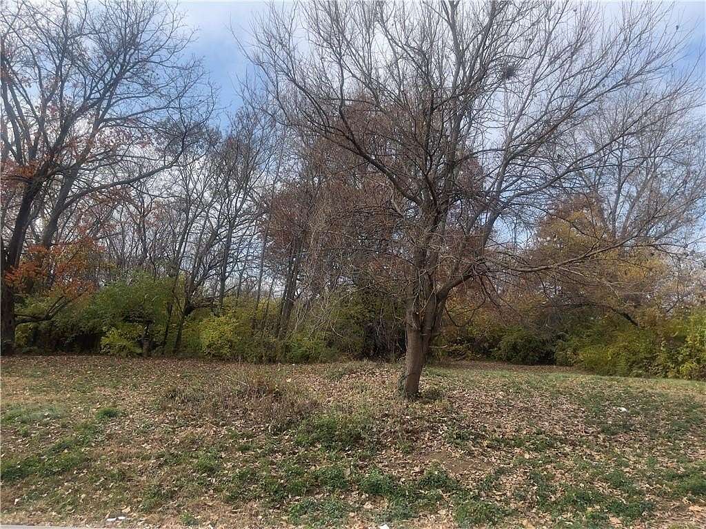 0.39 Acres of Residential Land for Sale in Kansas City, Missouri
