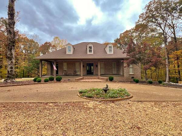 10 Acres of Recreational Land with Home for Sale in Carrollton, Mississippi