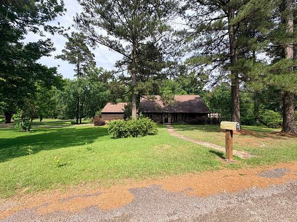 1.86 Acres of Land with Home for Sale in Ashdown, Arkansas