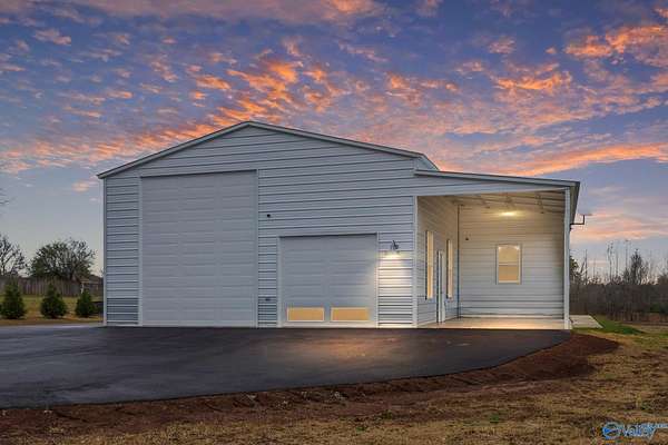 6 Acres of Residential Land with Home for Sale in Hazel Green, Alabama