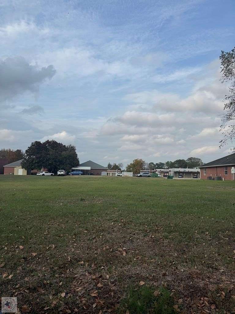 0.81 Acres of Commercial Land for Sale in Texarkana, Texas