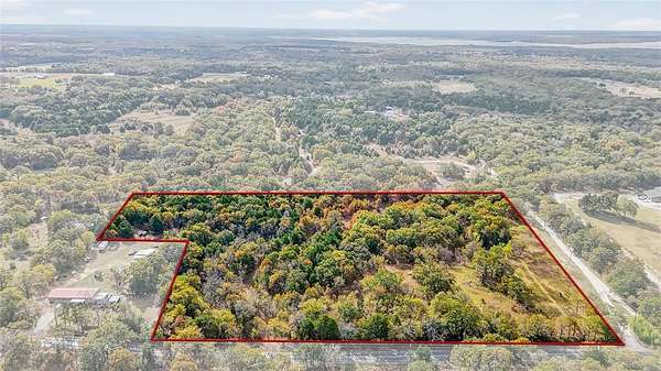 9.87 Acres of Land for Sale in Pottsboro, Texas