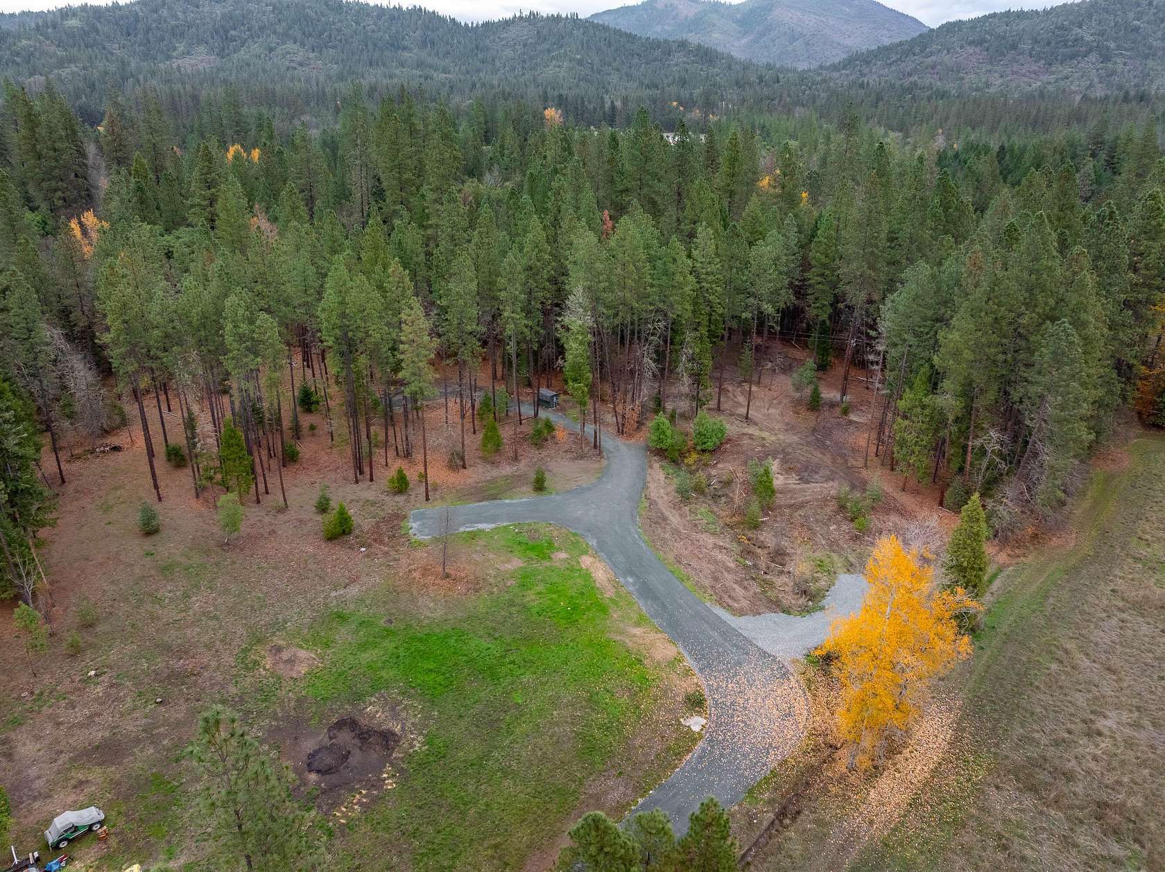 3.3 Acres of Residential Land for Sale in Rogue River, Oregon