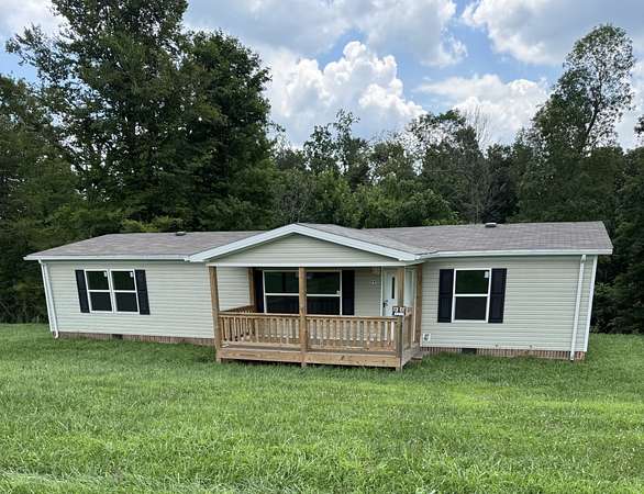 2.36 Acres of Residential Land with Home for Sale in Red Boiling Springs, Tennessee