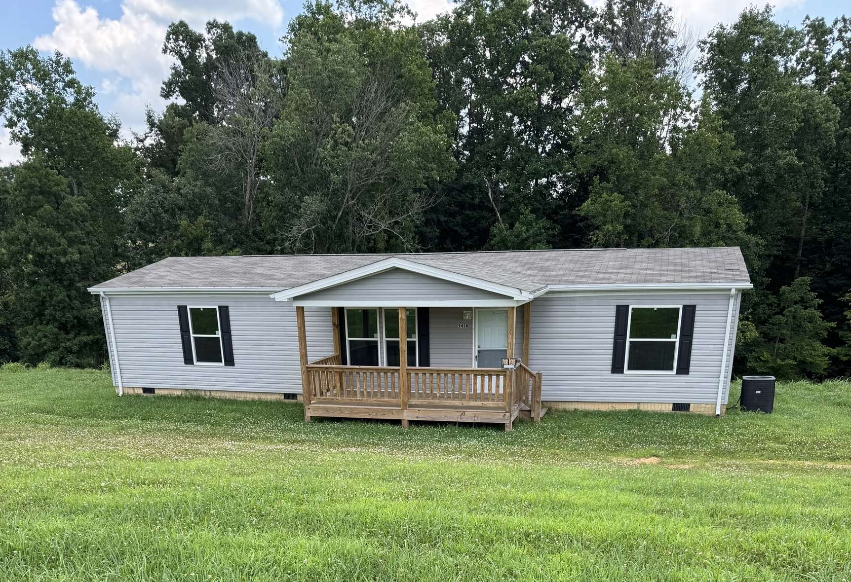 2.4 Acres of Residential Land with Home for Sale in Red Boiling Springs, Tennessee