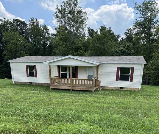 2.39 Acres of Residential Land with Home for Sale in Red Boiling Springs, Tennessee