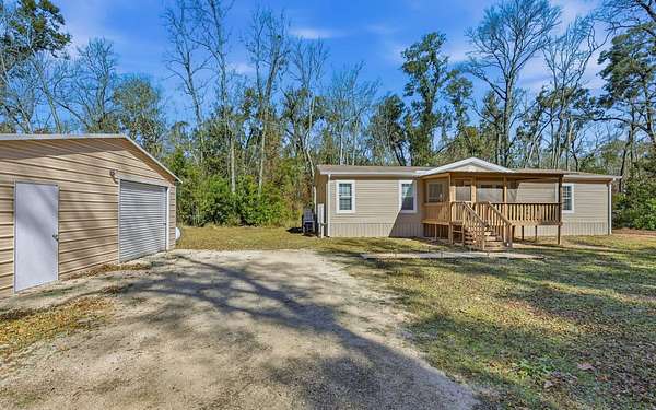 2 Acres of Land with Home for Sale in Branford, Florida