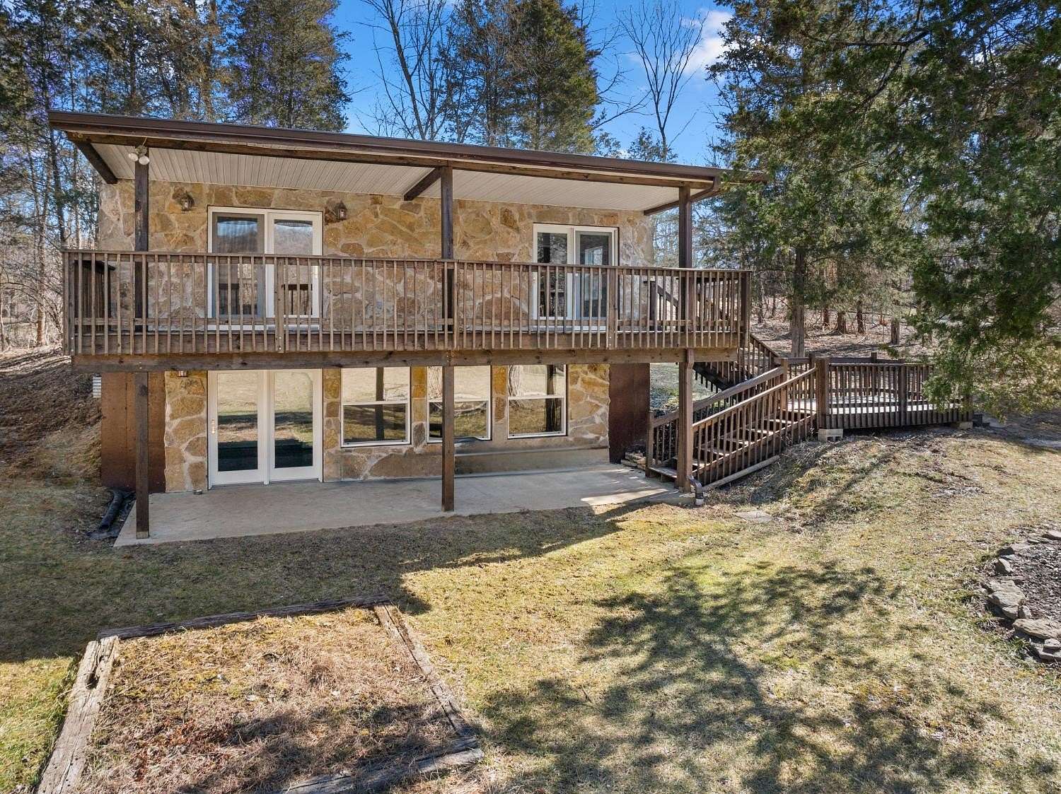 27.7 Acres of Land with Home for Sale in Patriot, Indiana