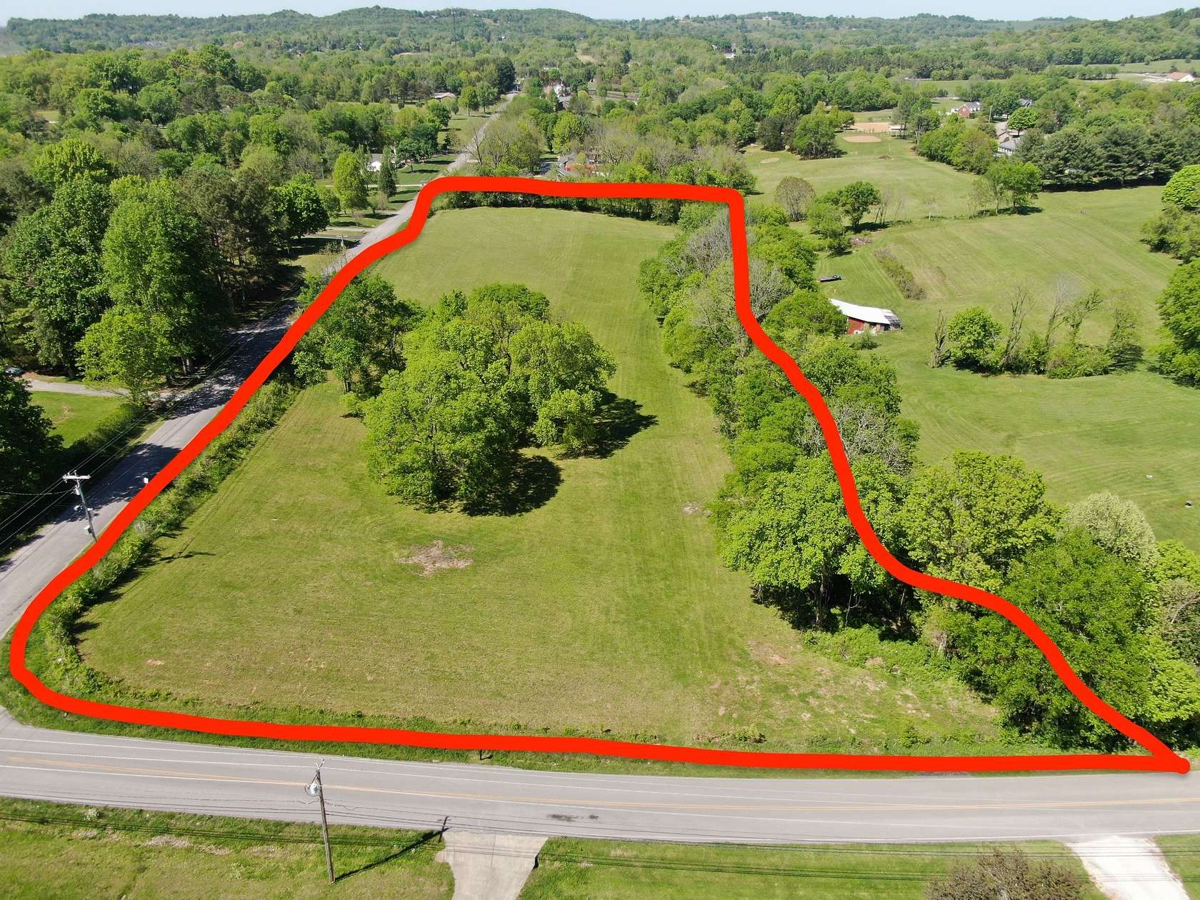 5 Acres of Residential Land for Sale in Columbia, Tennessee