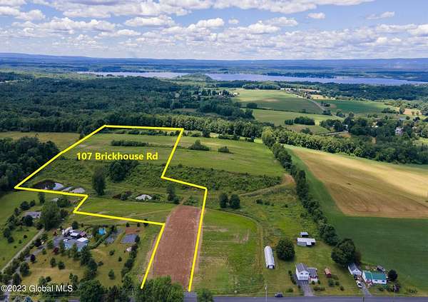 20.3 Acres of Agricultural Land for Sale in Stillwater, New York