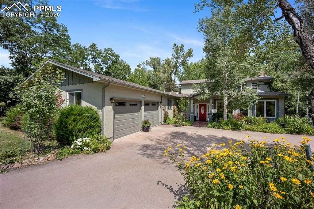 6.7 Acres of Land with Home for Sale in Beulah, Colorado