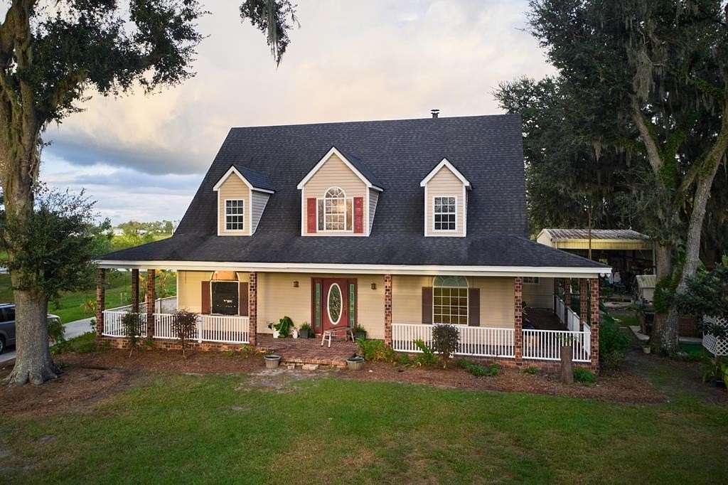 6.2 Acres of Residential Land with Home for Sale in Lakeland, Georgia