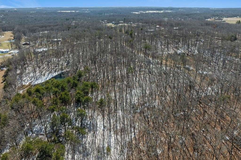 5.66 Acres of Residential Land for Sale in Crossville, Tennessee