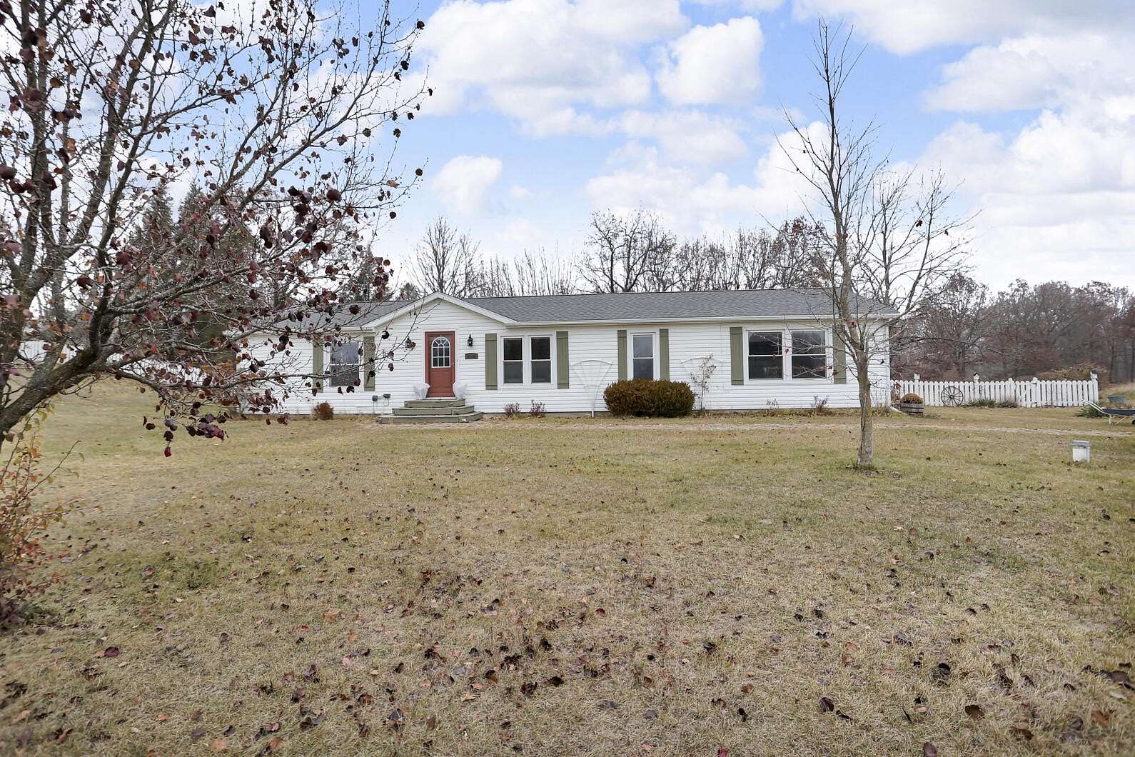 7.43 Acres of Residential Land with Home for Sale in Jackson, Michigan