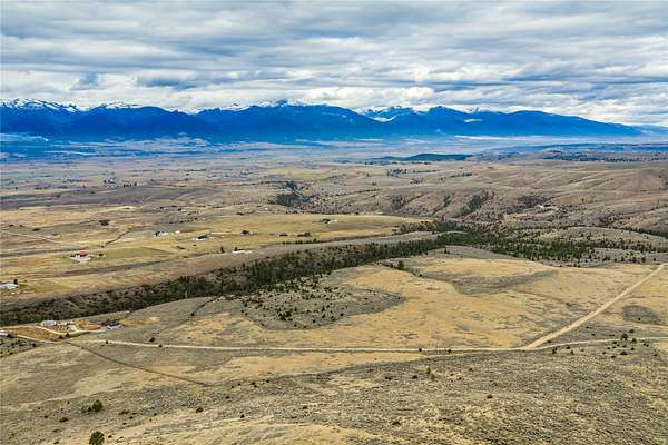 141 Acres of Land for Sale in Corvallis, Montana