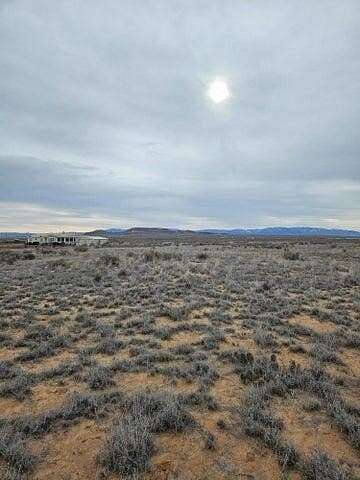 10 Acres of Land for Sale in Los Lunas, New Mexico