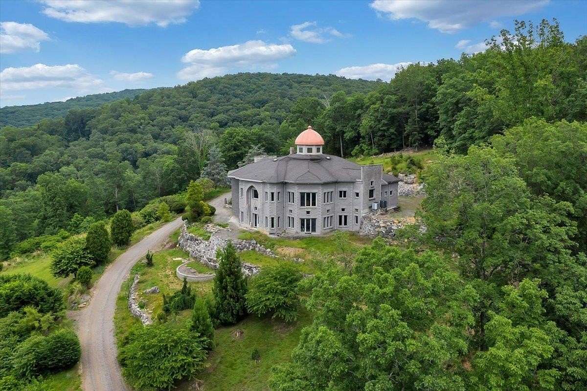 10.5 Acres of Land with Home for Sale in Blacksburg, Virginia