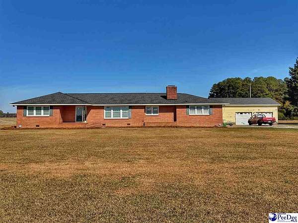 1.62 Acres of Residential Land with Home for Sale in Dillon, South Carolina