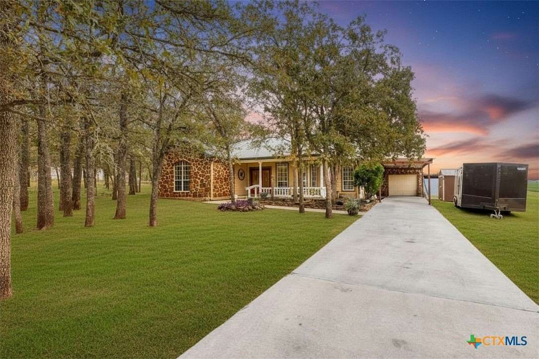 5 Acres of Land with Home for Sale in Kingsbury, Texas
