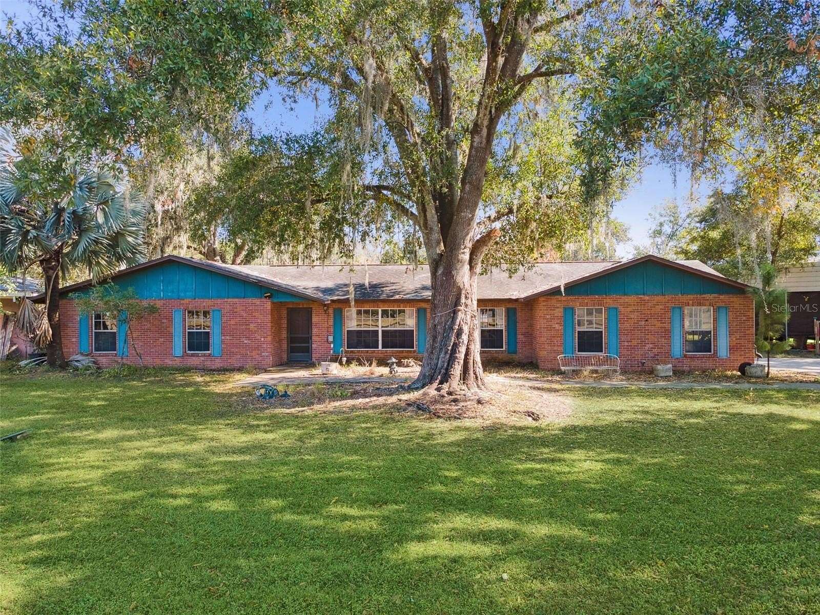 4.62 Acres of Residential Land with Home for Sale in Plant City, Florida