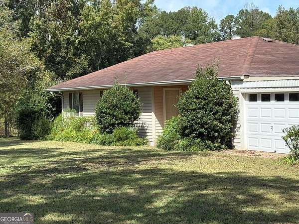 2 Acres of Residential Land with Home for Sale in Danielsville, Georgia
