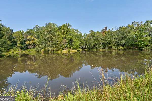 10.8 Acres of Land for Sale in Bishop, Georgia