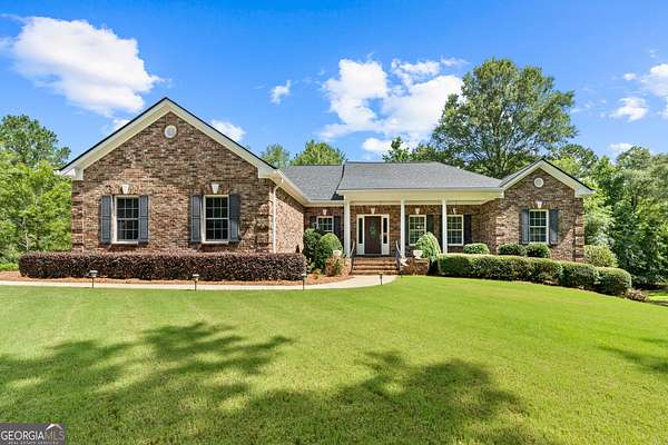 15.3 Acres of Land with Home for Sale in Eatonton, Georgia