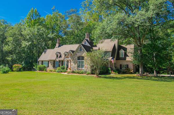 10.7 Acres of Land with Home for Sale in Good Hope, Georgia